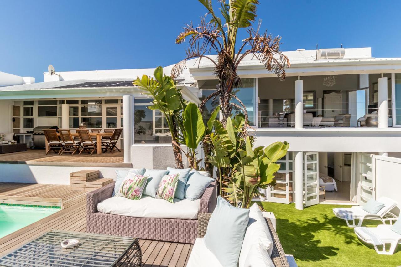 White Waves Beach House Bloubergstrand Exterior photo